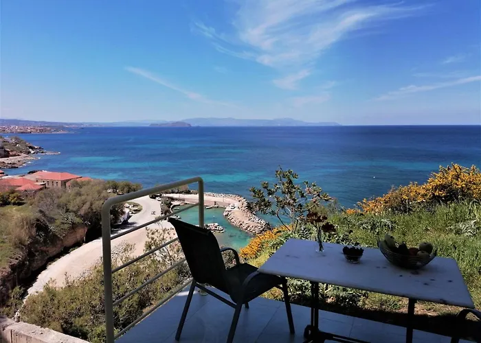 Emerald Apartment Halepa